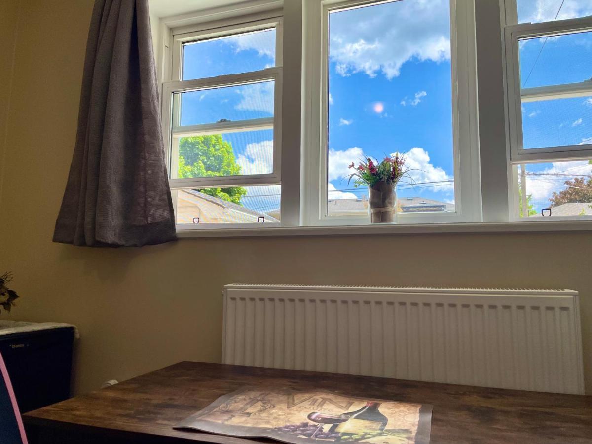 Perfect Home-Private Washrooms,Free Parking,High Speed Net Toronto Zewnętrze zdjęcie