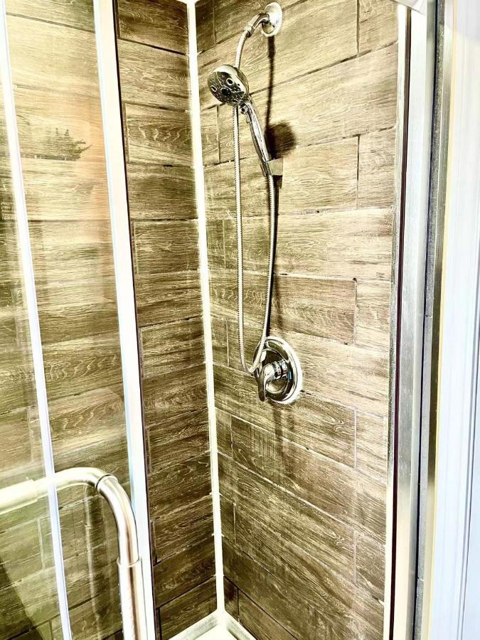 Perfect Home-Private Washrooms,Free Parking,High Speed Net Toronto Zewnętrze zdjęcie